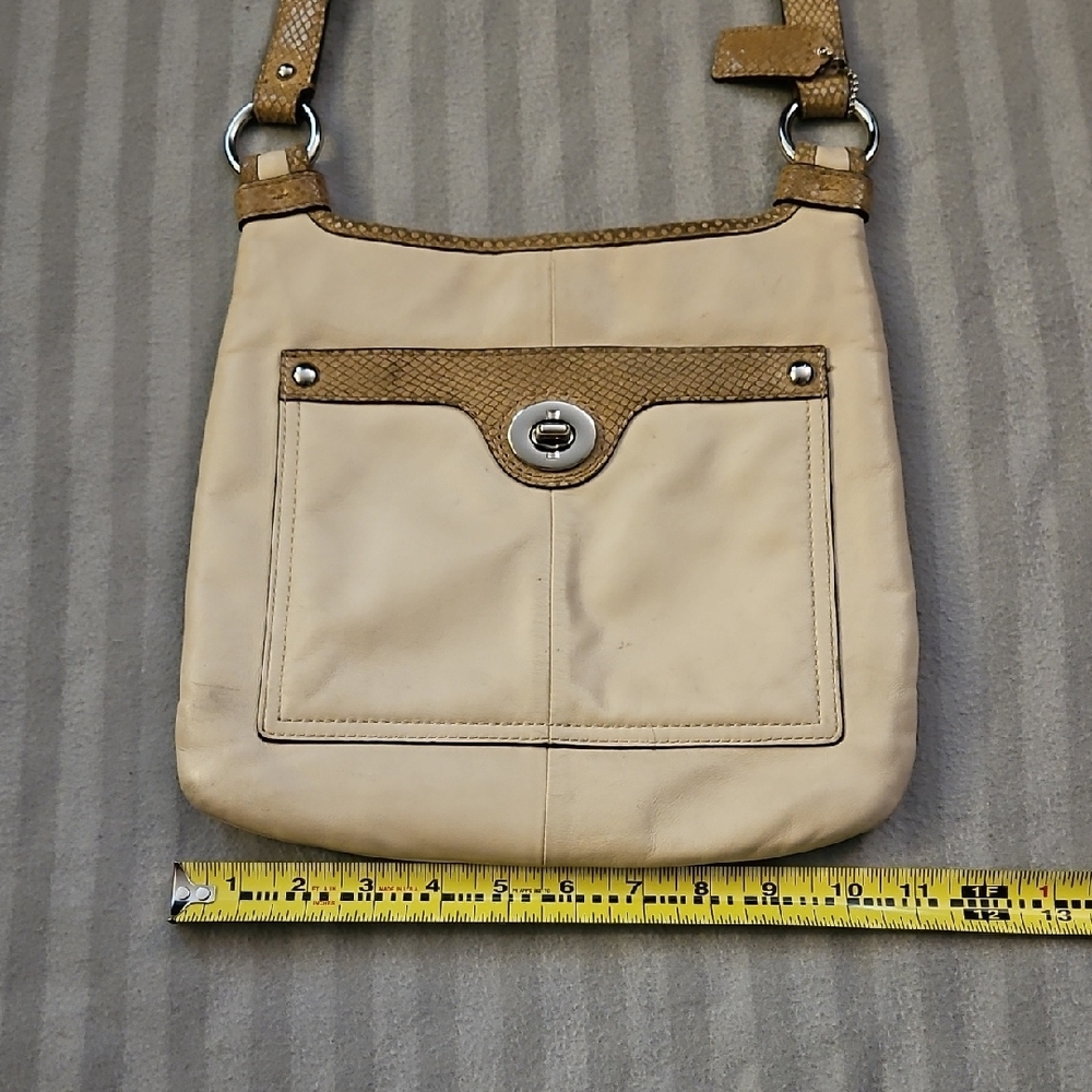 Coach Cream and Tan Crossbody Bag - Picture 8 of 10